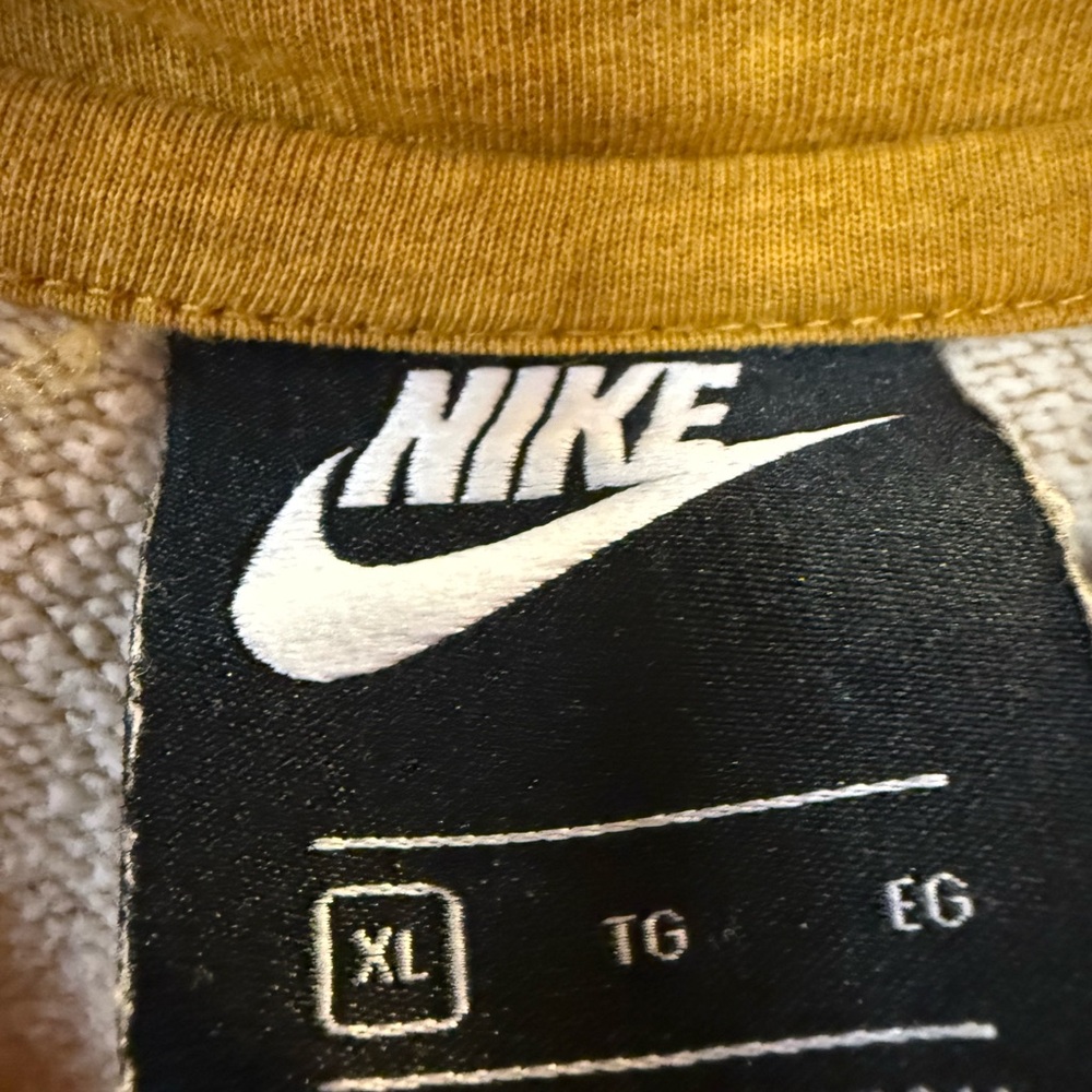 Nike Women’s Mustard Hoodie - Picture 5 of 7